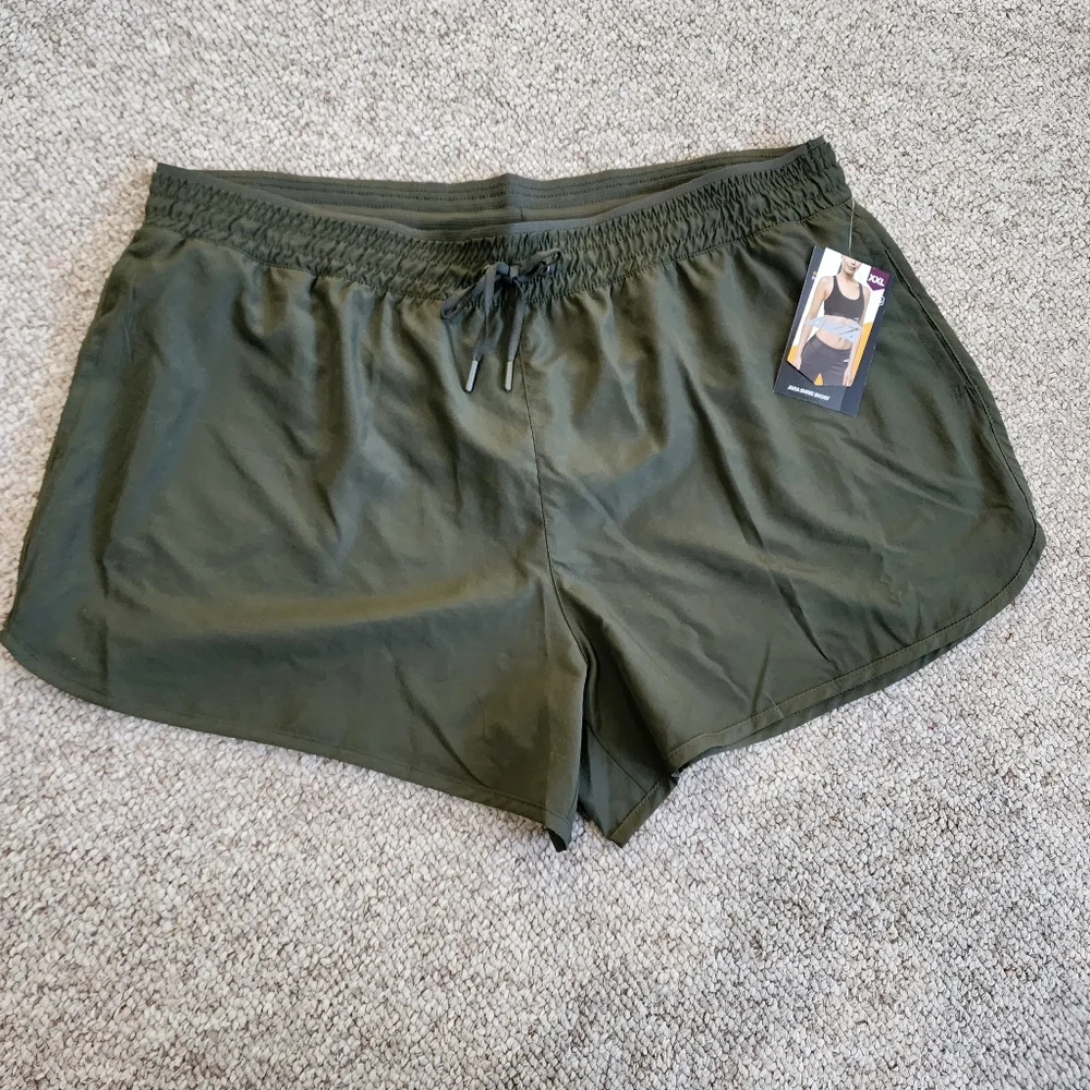 NWT Avia Shine Shorts Size XXL